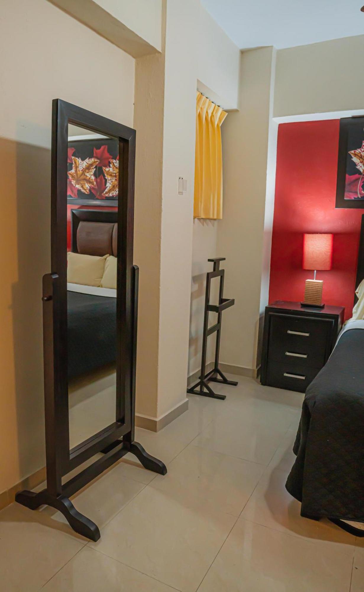 Hotel Zapotlan ชูดาดกุซมาน ภายนอก รูปภาพ